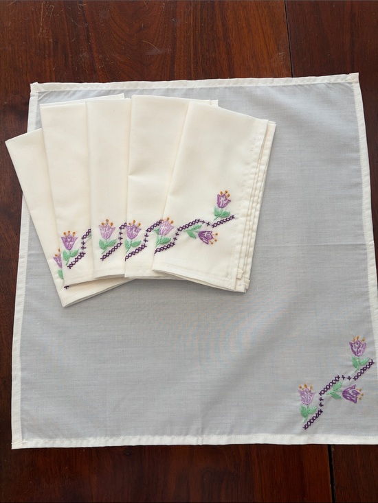 Vintage Other - Vintage Hand-Embroidered Floral Cloth Napkins - Set of 6